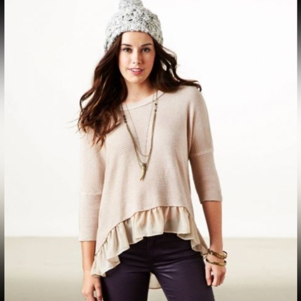 American Eagle Outfitters Ruffle Hem Knit Sweater Beige Pink 3/4 Sleeve Medium